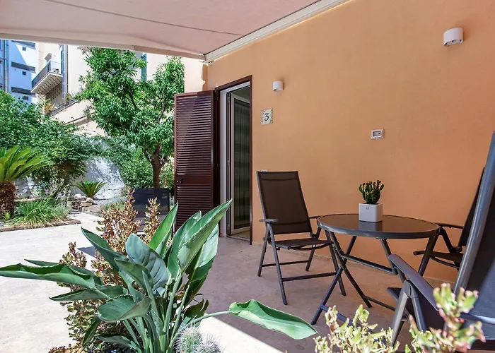 Giardino Dei Lenti 3* Bari